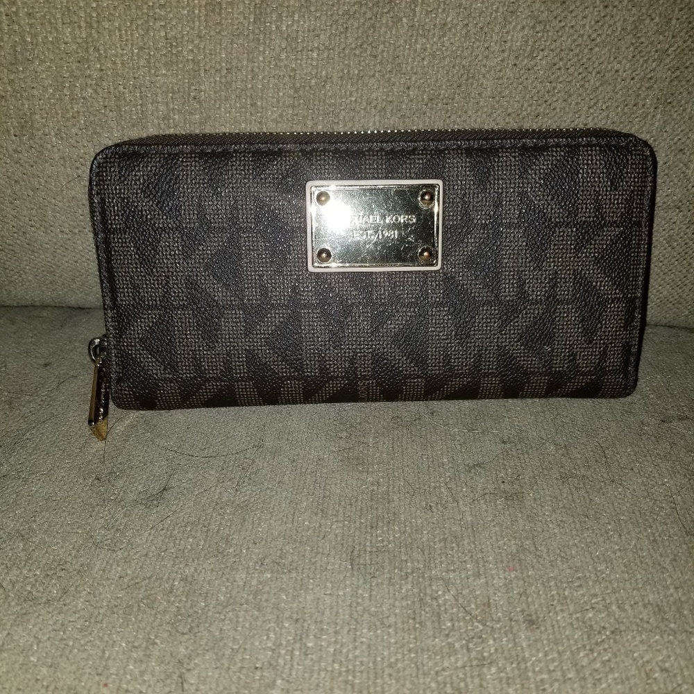 Michael Kors JET SET CONTINENTAL WALLET